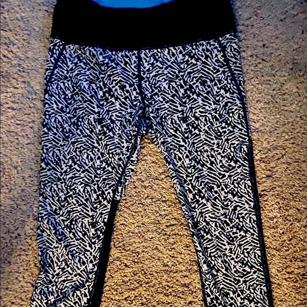 Lululemon 3/4 (Capri) legging pant